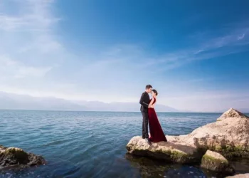How Do You Define A Romantic Relationship?