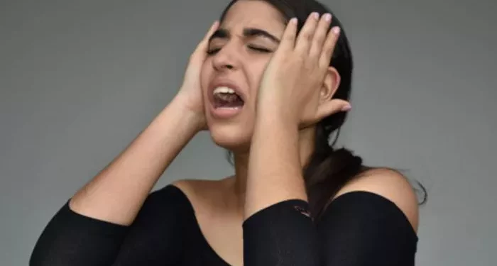 How to Cope with Severe Social Anxiety？