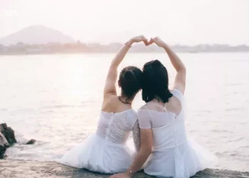 What is Healthy Attachment in a Relationship?
