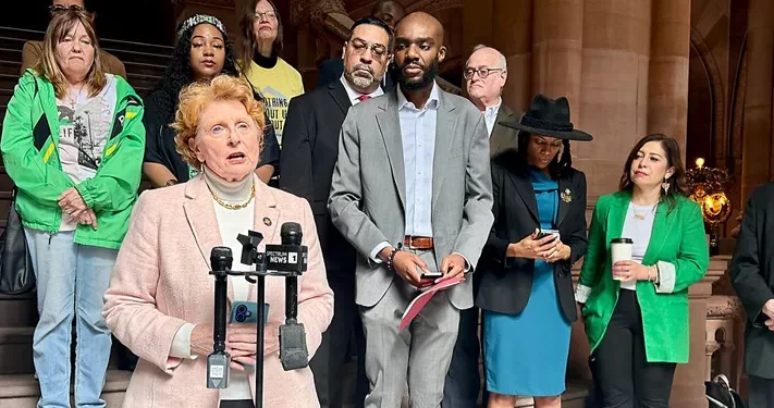 NY Leaders Clash Over Governor’s Plan for Forced Psychiatric Treatment